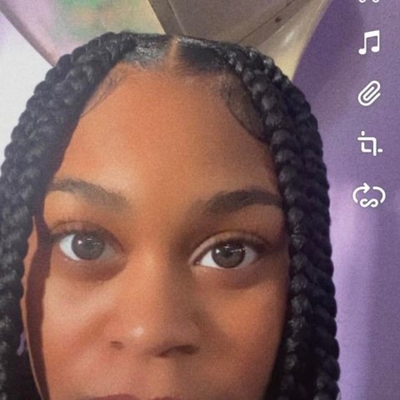 Meet your Posher, Imani - Picture 1 of 1